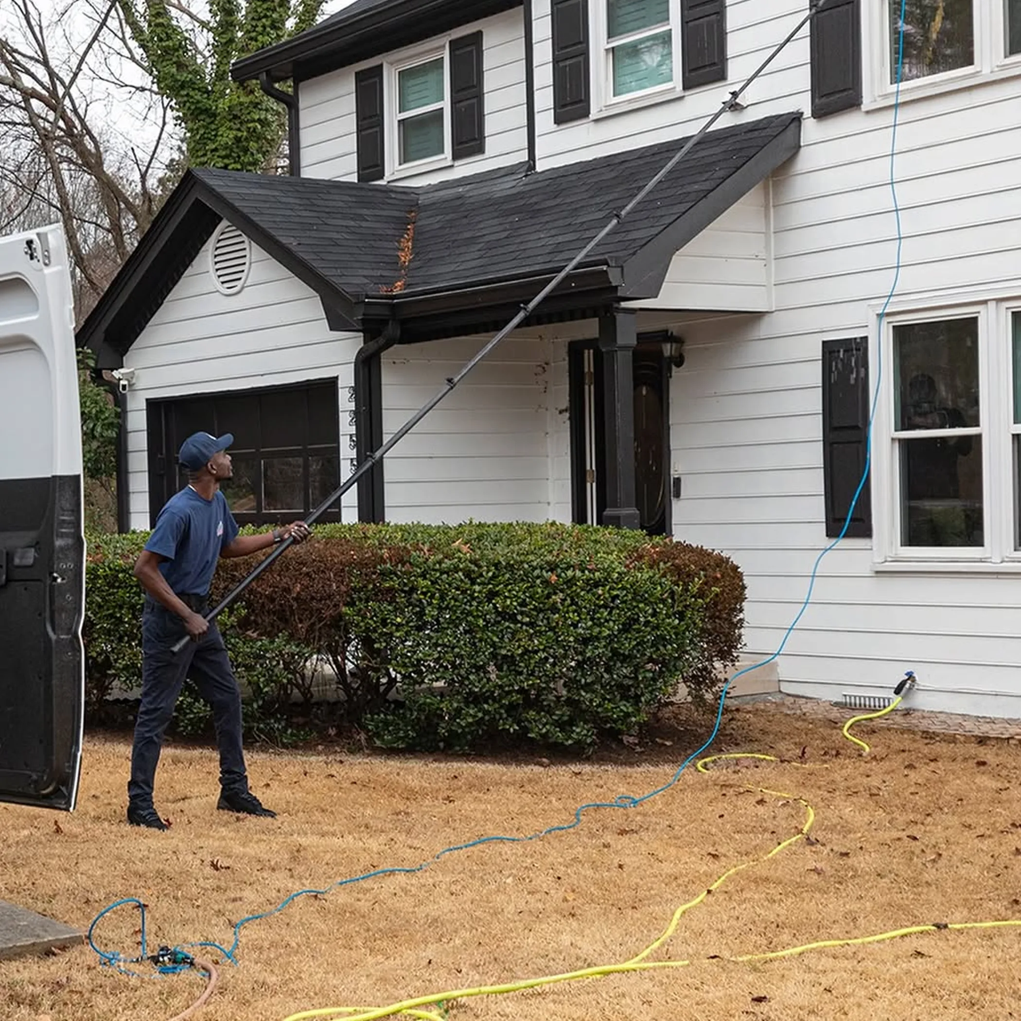 professional elevated window cleaning equipment