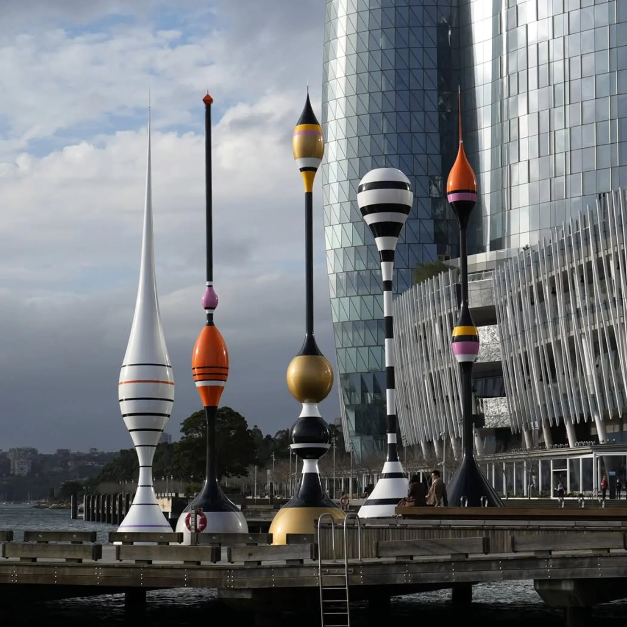 waterfront skyscraper in barangaroo sydney